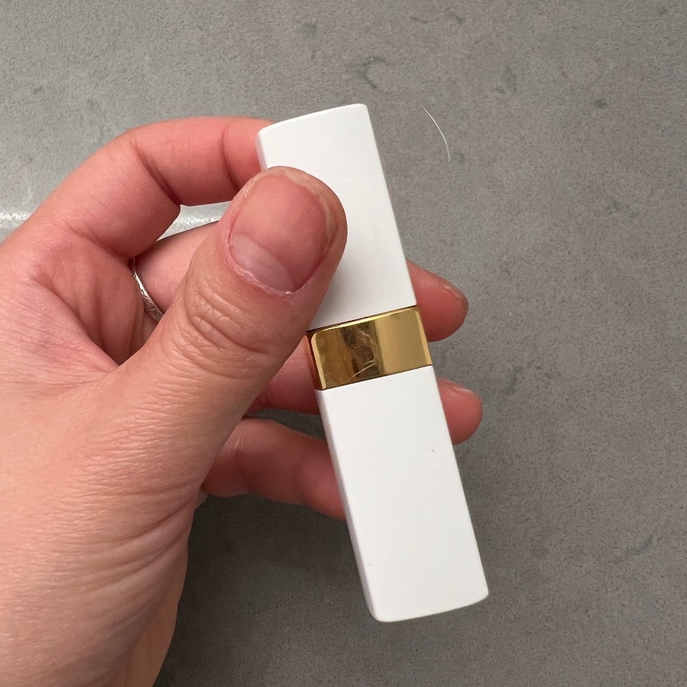 ROUGE COCO BAUME Hydrating Beautifying Tinted Lip Balm Buildable Colour